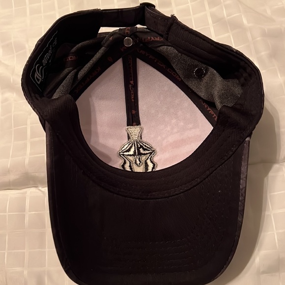 Mens ball cap black and grey color with American flag - Picture 2 of 3